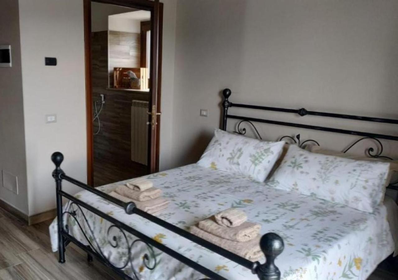 "Il Casaletto" Agriturismo Moderno, Vista Panoramica E Cibo Spettacolare- Scurcola Marsicana Exterior foto